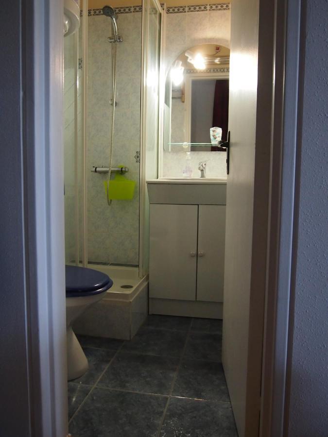 Studio-Cabine Simple Et Fonctionnel A 乌尔加特 外观 照片
